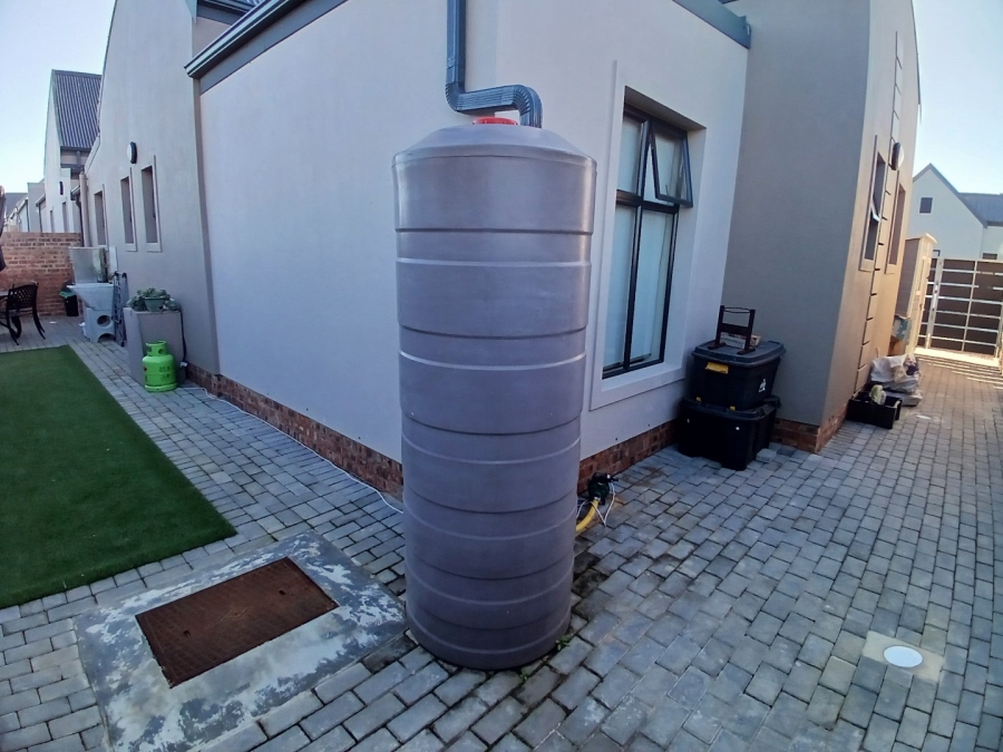 2 Bedroom Property for Sale in Hartenbos Central Western Cape